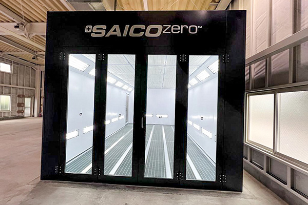 Black Saicozero STJ spray booth